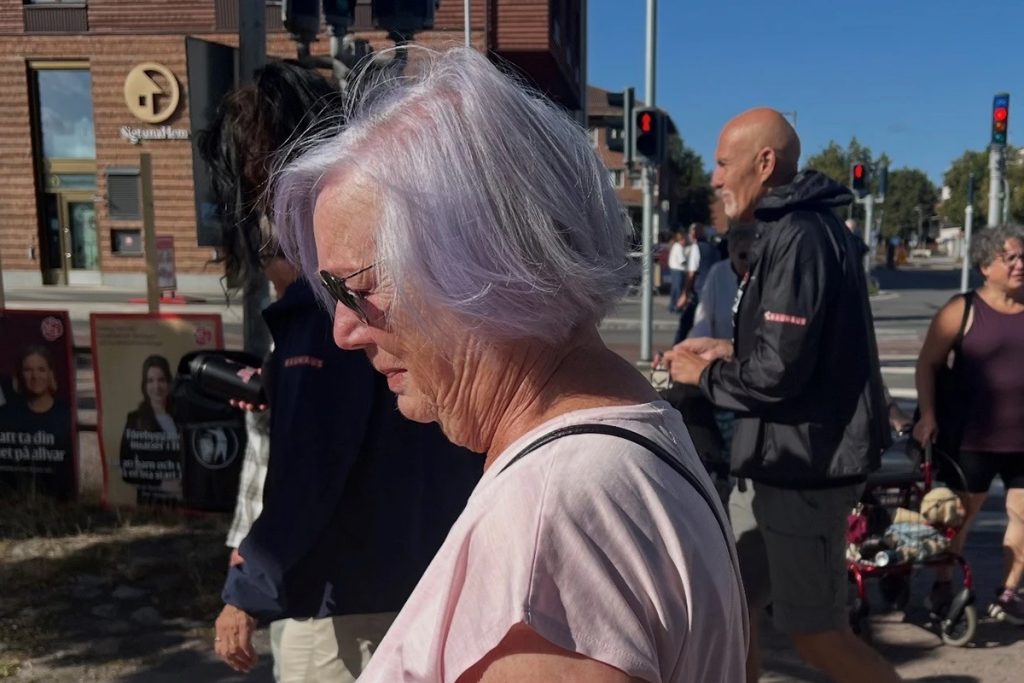 Nu ska jag ut och gå 1.8 kilometer tillsammans med flera pensionärer