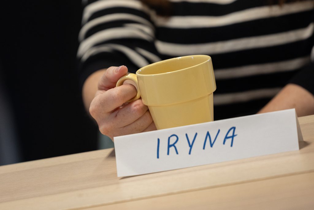 Iryna är en av deltagarna som flydde Ukraina för fyra år sedan.